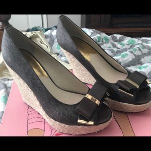 Non-pet smoke home items shipped next business day